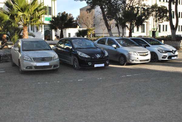 9 contrebandiers