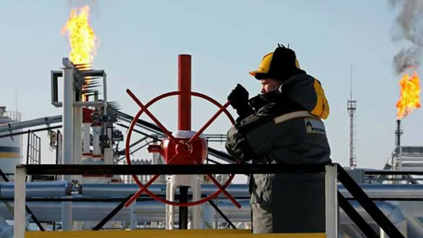 Pétrole: Le prix du Brent passe au-dessus de 80 dollars le baril