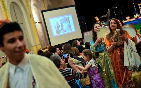 yennayer-a-letranger Algériens de la diaspora célèbre Yennayer