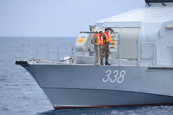 les manœuvres des forces navales de l'armée