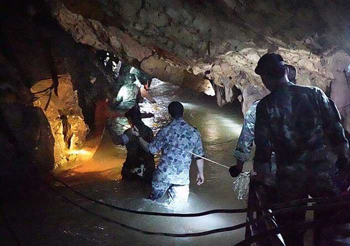 Thai-cave grotte thaïlandaise