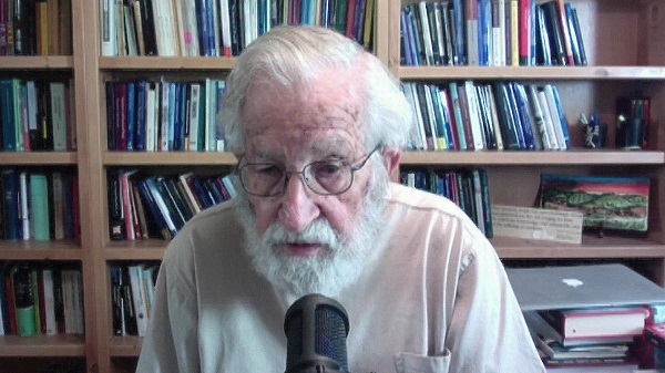 Noam Chomsky Les États-Unis courent à la catastrophe selon Noam Chomsky