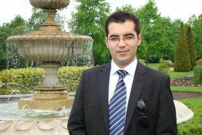 Abdelkader Mohamedi Coronavirus : Pluie de louanges pour le chercheur algérien Abdelkader Mohamedi établi aux USA