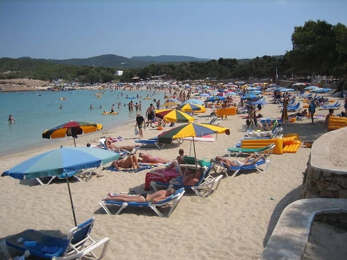 La plage de Club des Pins libre d'accès aux Algériens