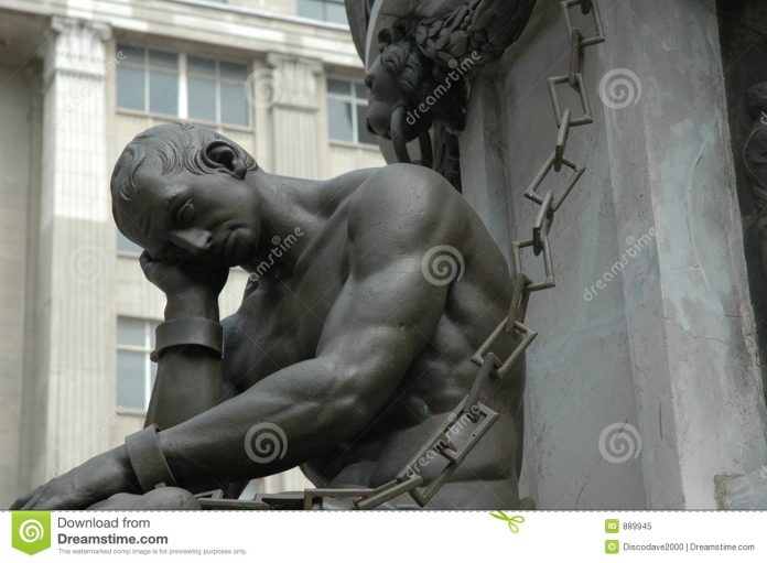 L’homme, ses dégâts, ses larmes : le conventionnel et l’artificiel