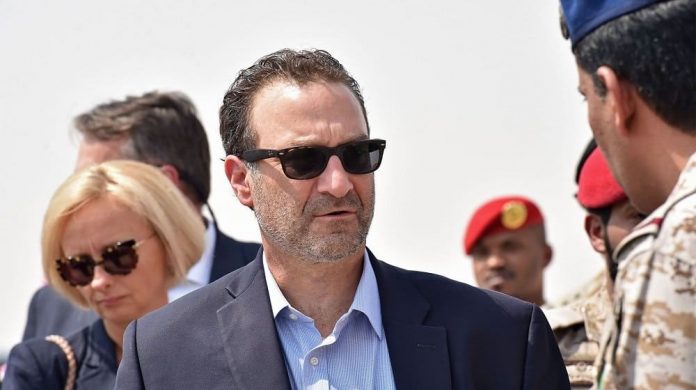 Le secrétaire d'État américain David Schenker attendu en Algérie