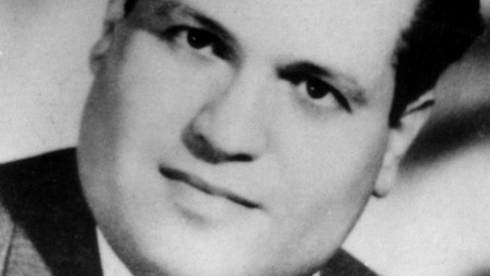 Ali Boumendjel Macron reconnait qu'Ali Boumendjel "a été torturé puis assassiné" par l'armée coloniale