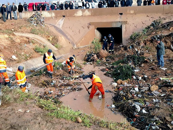 Crue de l'Oued Meknassa à Chlef : le bilan s'alourdit à neuf morts