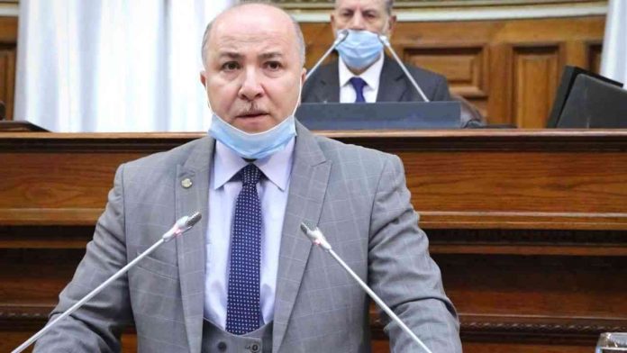 Aimene benabderahmane 1 Benabderrahmane: "L'Etat ne renoncera pas à son rôle social"
