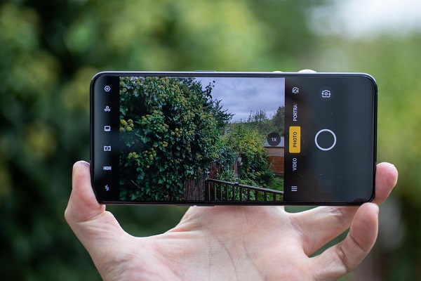 La caméra des smartphones d’OPPO, un outil indispensable pour les jeunes photographes algériens créateurs de contenus