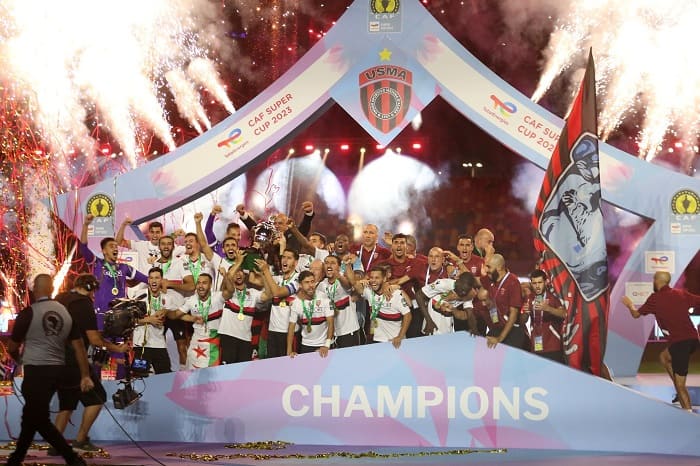 L'USM Alger remporte la Supercoupe d'Afrique en battant Al Ahly