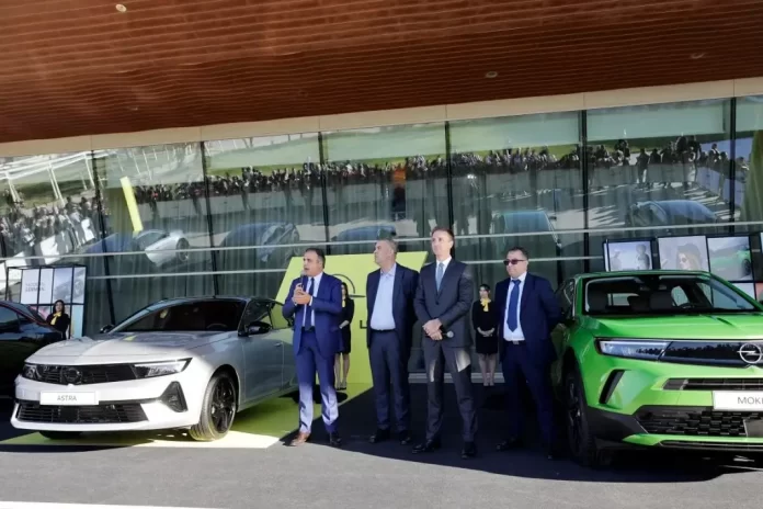 Photo-Lancement-Opel-en-Algerie-1068x712