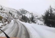 Intempéries : plusieurs routes coupées au centre du pays en raison de l’accumulation de la neige