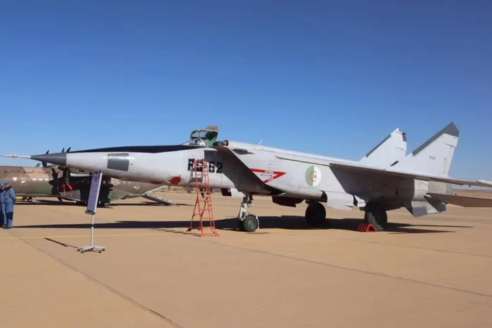 Laghouat : des "portes ouvertes" sur les forces aériennes