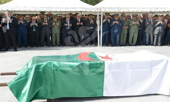 inhumation-moudjahid-tahar-zibiri
