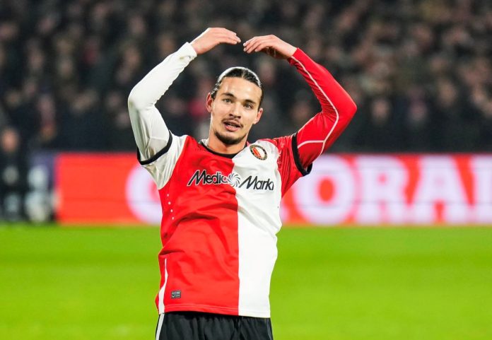 Anis-Hadj-Moussa-Feynoord1