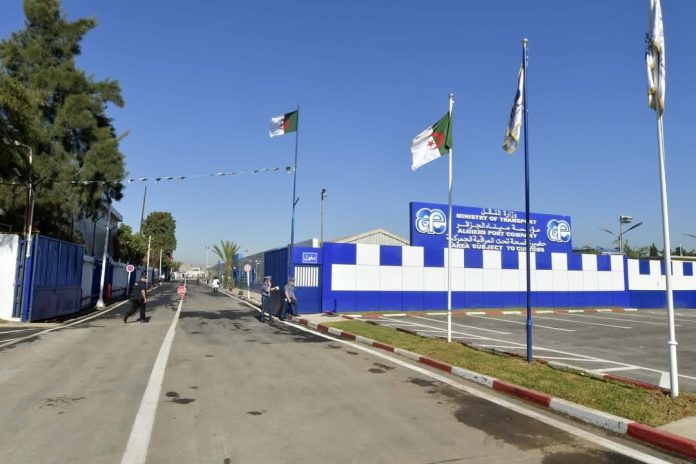 zone-dégagement-portuaire-contrôle-douanier-port-alger