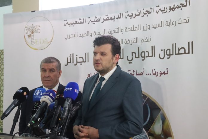 Yacine-Oualid-Salon-International-Des-Dattes-Alger2