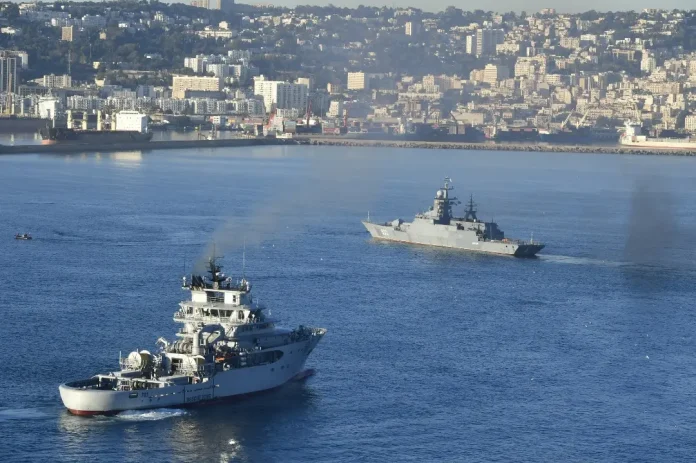 Corvette-Russe-BOIKI-Port-Alger