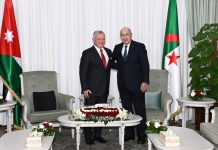 Le président Tebboune reçoit un appel téléphonique du roi de Jordanie