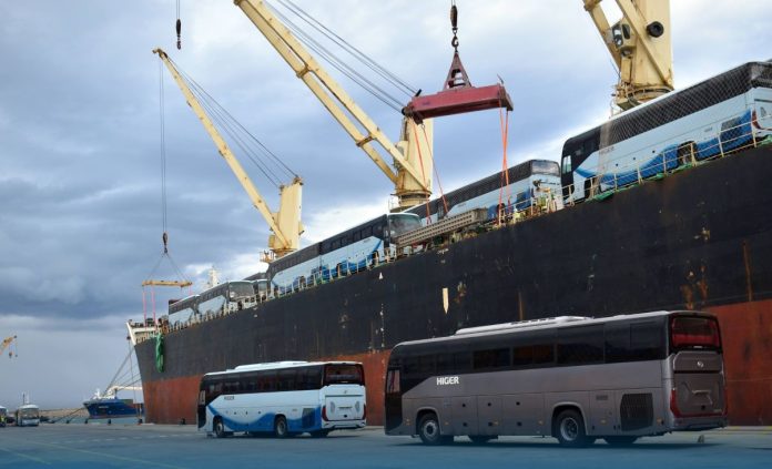 réception-bus-importés-port-djen-djen5