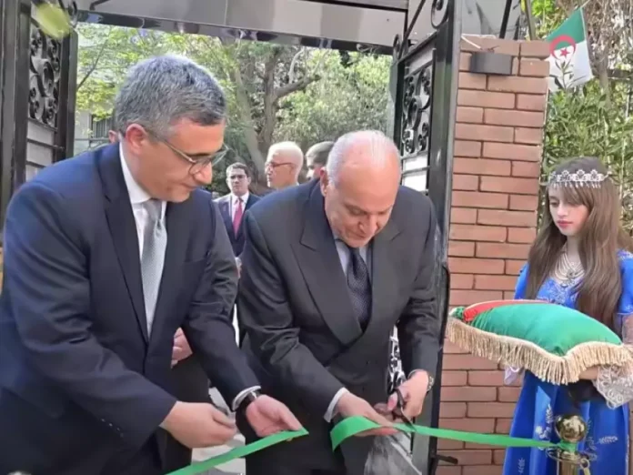 Attaf-Inaugure-Nouveau-Siège-Centre-Culturel-Algérien-Le-Caire-Egypte