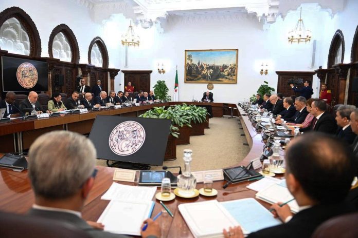 président_tebboune_conseil_des_ministres_03_05_2026