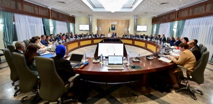 réunion_du_gouvernement_20_05_2020